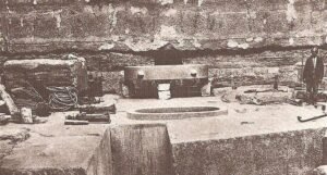 recipiente-ovalado-piramide-inacabada